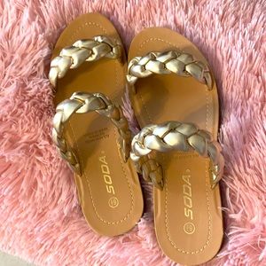 NWOT GOLD SODA SANDALS